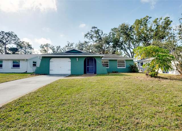 Property at 1323 Karen Dr, Venice, FL 34285, 3 beds, 2 baths