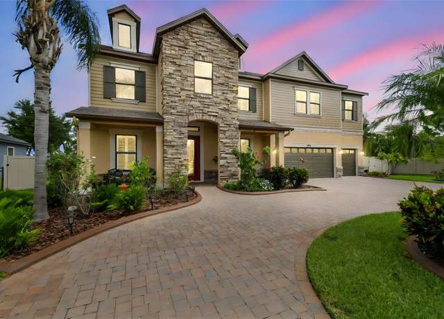 Property at 2566 Lake Manor Dr, Land O Lakes, FL 34639, 5 beds, 5.5 baths