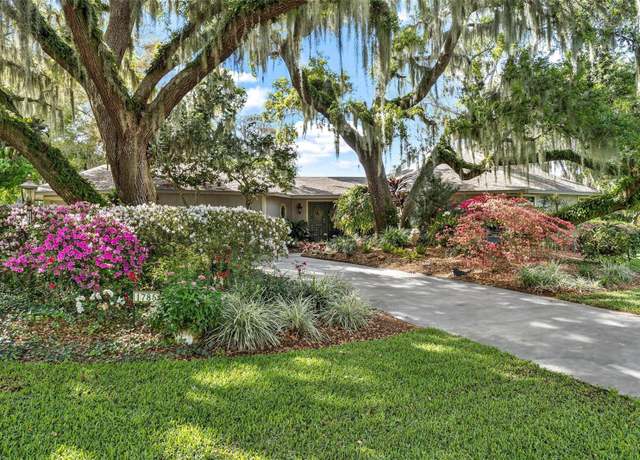 Property at 1785 Maine Ct, Tavares, FL 32778, 3 beds, 2 baths