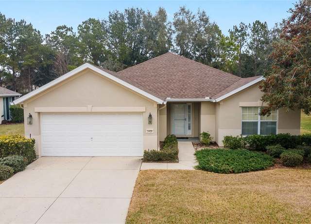 Property at 5409 SW 42nd Pl, Ocala, FL 34474, 2 beds, 2 baths