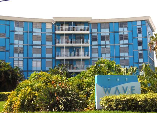Property at 3315 58th Ave S #204, St Petersburg, FL 33712, 2 beds, 1 bath