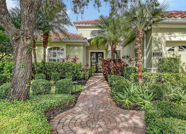 Property at 7012 Treymore Ct, Sarasota, FL 34243, 4 beds, 3 baths