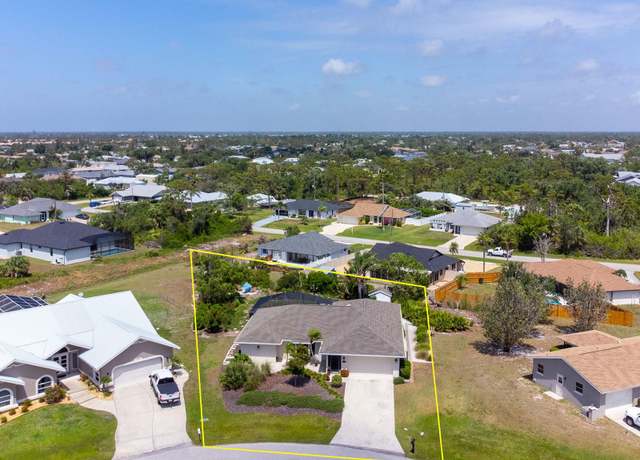 Property at 7427 Escondido St, Englewood, FL 34224, 3 beds, 2 baths