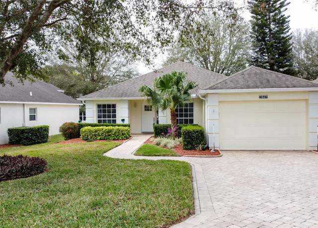 Property at 3847 Eversholt St, Clermont, FL 34711, 2 beds, 2 baths