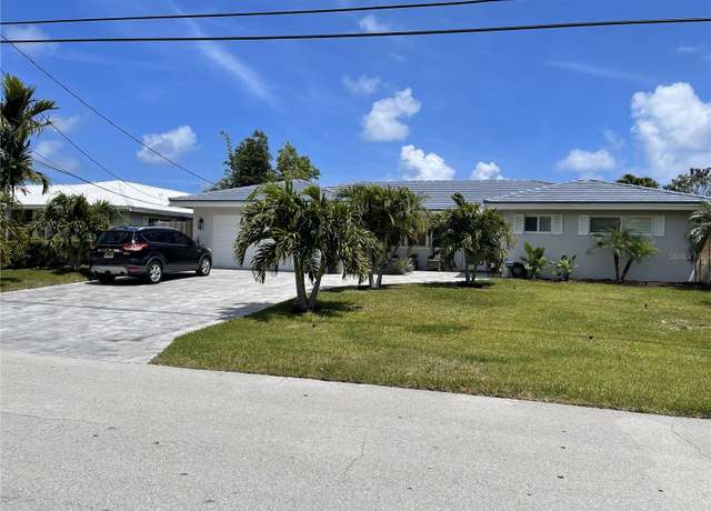 Property at 1120 SE 6th Ter, Pompano Beach, FL 33060, 4 beds, 3 baths