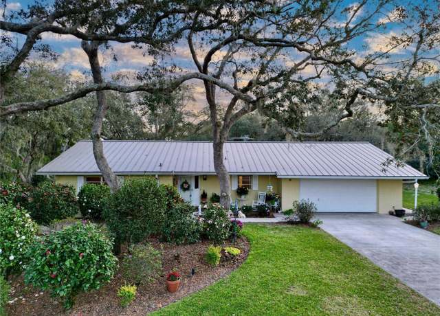 Property at 41 Spring Ln, Haines City, FL 33844, 3 beds, 2.5 baths