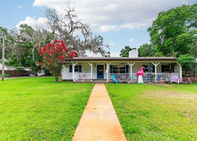 Property at 132 E Belt Ave, Bushnell, FL 33513, 3 beds, 2 baths