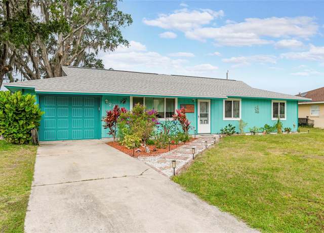 Property at 2726 Victory Palm Dr, Edgewater, FL 32141, 3 beds, 2 baths
