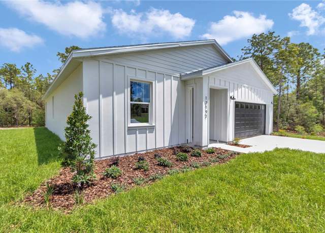 Property at 12197 SW 76 Ln, Dunnellon, FL 34432, 3 beds, 2 baths