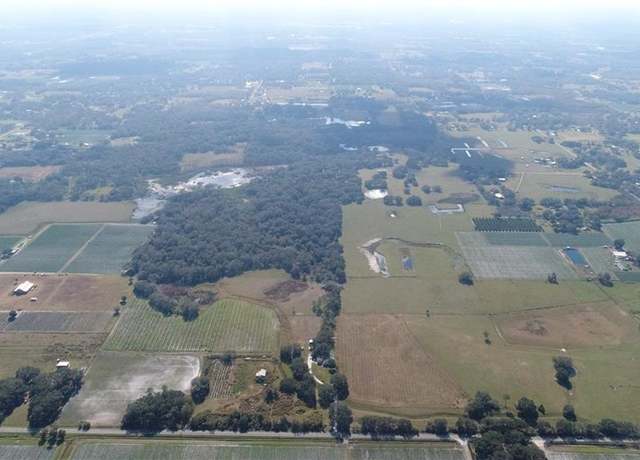 Property at 4001 W Knights Griffin Rd, Plant City, FL 33565