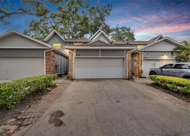 Property at 1722 Castle Rock Rd, Tampa, FL 33612, 2 beds, 2.5 baths