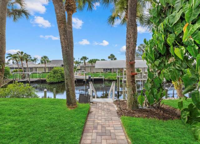 Property at 4611 Shark Dr, Bradenton, FL 34208, 4 beds, 3 baths