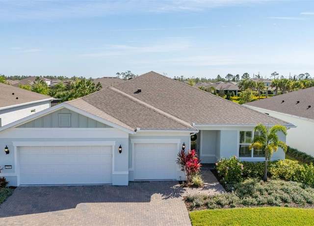 Property at 2719 River Creek Ln, St Cloud, FL 34771, 4 beds, 2.5 baths