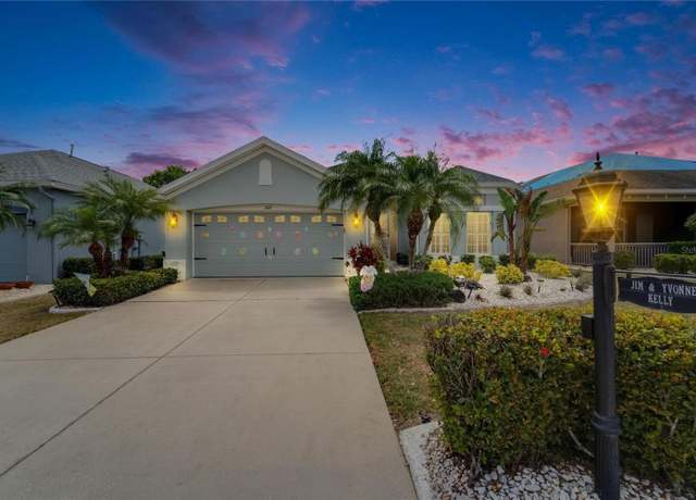 Property at 1102 Emerald Dunes Dr, Sun City Center, FL 33573, 2 beds, 2 baths