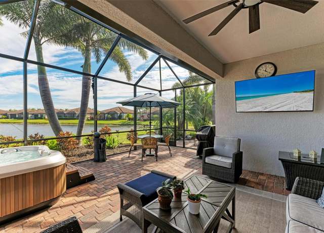 Property at 6579 Willowshire Way, Bradenton, FL 34212, 4 beds, 3 baths