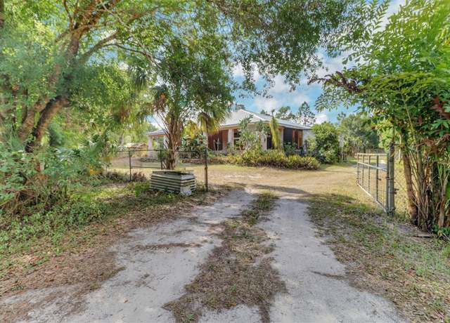 Property at 1000 Rabbit Run Rd, Naples, FL 34120, 3 beds, 3 baths