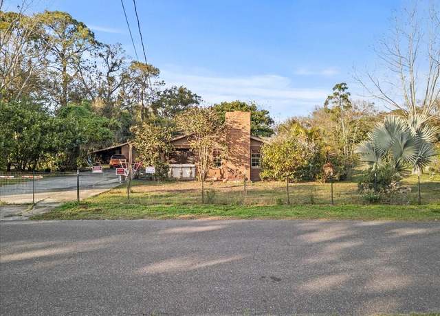 Property at 2714 Golfview St, Lakeland, FL 33801, 2 beds, 1 bath