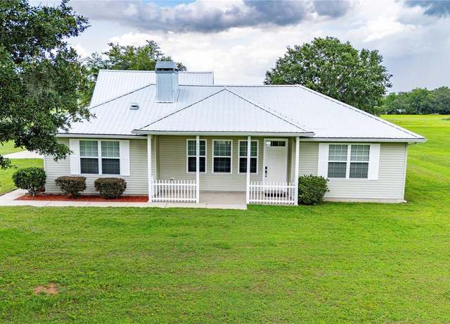 Property at 39905 Townsend Rd, Dade City, FL 33525, 3 beds, 3 baths