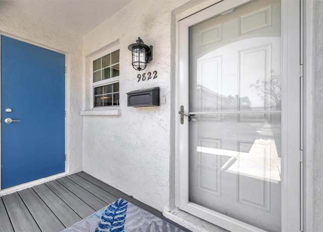 Property at 9822 Desoto Ct, Bradenton, FL 34210, 2 beds, 2 baths