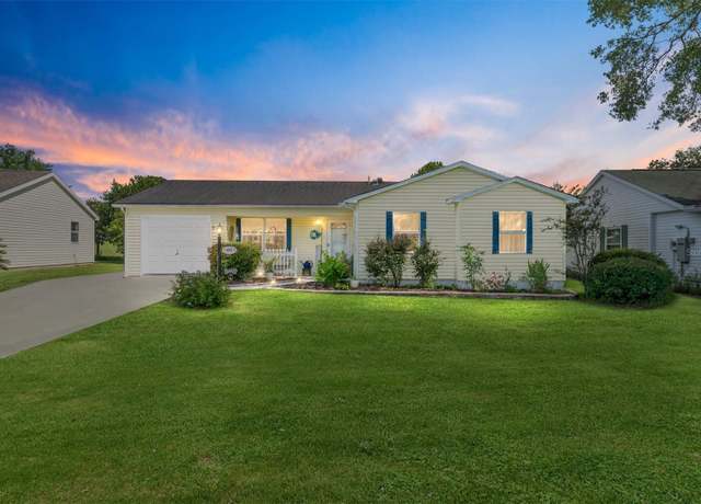 Property at 934 Orchid St, Lady Lake, FL 32159, 3 beds, 2 baths