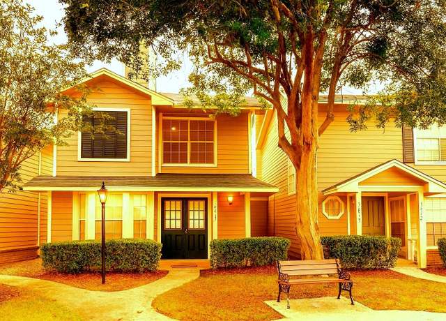 Property at 12264 Shady Spring Way #104, Orlando, FL 32828, 2 beds, 2.5 baths