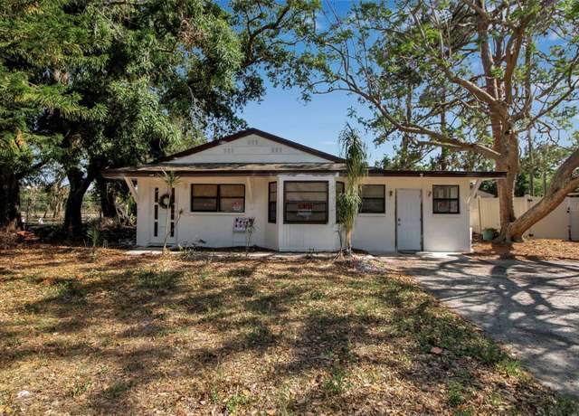 Property at 4918 Lahaina Dr, Sarasota, FL 34232, 4 beds, 2 baths