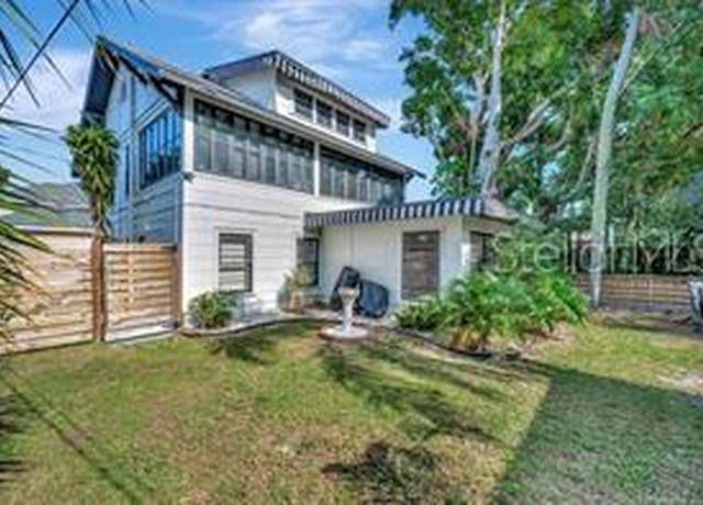 Property at 421 11th Ave NE, St Petersburg, FL 33701, 5 beds, 5.5 baths