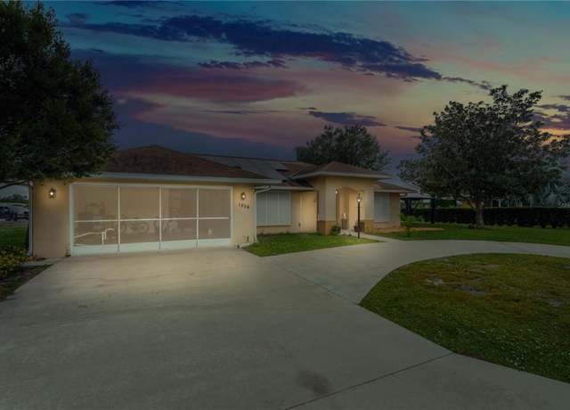 Property at 1854 Evergreen St, Sebring, FL 33870, 2 beds, 2 baths