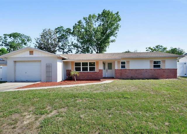Property at 920 Trafalgar St, Deltona, FL 32725, 3 beds, 2 baths