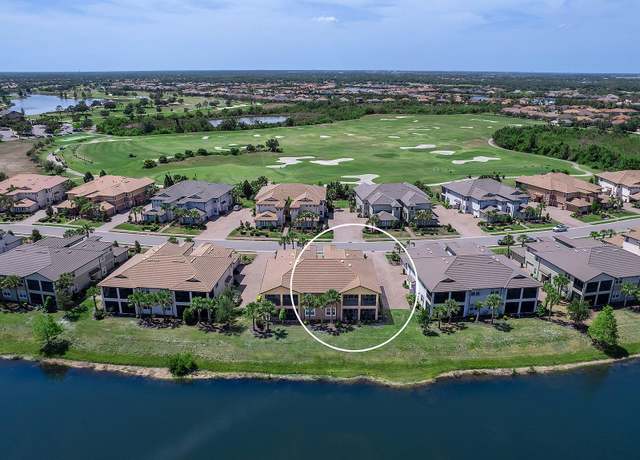 Property at 7425 Divot Loop, Lakewood Ranch, FL 34202, 3 beds, 2 baths