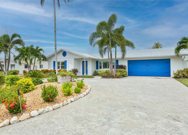 Property at 10108 Kingfisher Rd E, Bradenton, FL 34209, 3 beds, 2 baths
