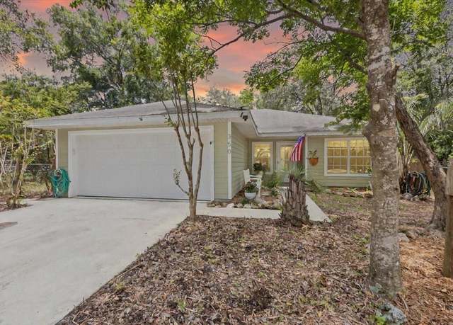 Property at 350 Hardee St, Bronson, FL 32621, 3 beds, 2 baths