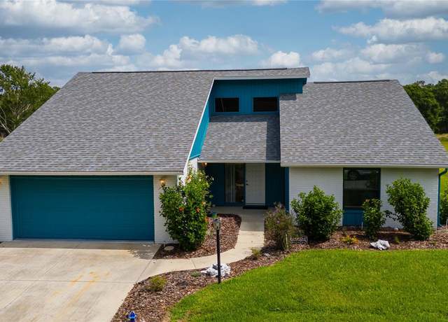 Property at 34507 Cedarfield Dr, Dade City, FL 33523, 2 beds, 2 baths