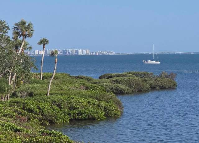 Property at 6430 Sun Eagle Ln #201, Bradenton, FL 34210, 3 beds, 2 baths