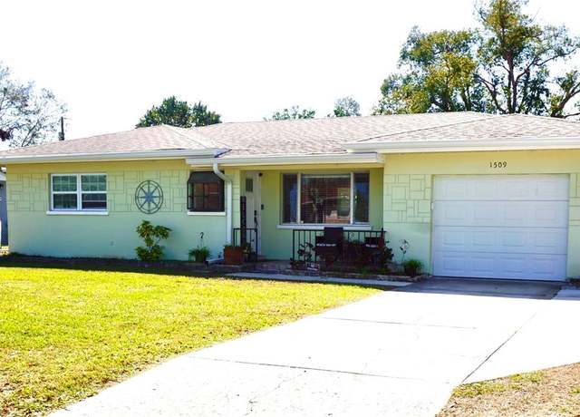Property at 1509 Lemon St, Clearwater, FL 33756, 2 beds, 2 baths