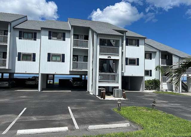 Property at 826 Bahia Del Sol Dr #56, Ruskin, FL 33570, 2 beds, 2 baths