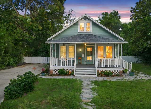 Property at 614 W University Ave, Deland, FL 32720, 3 beds, 1.5 baths
