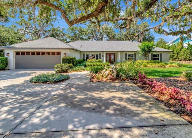 Property at 1341 W Lakeshore Dr, Clermont, FL 34711, 4 beds, 3.5 baths