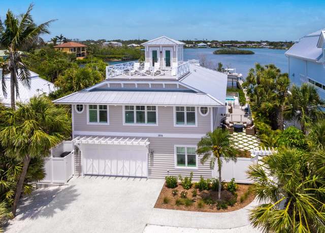 Property at 3516 Casey Key Rd, Nokomis, FL 34275, 4 beds, 3.5 baths