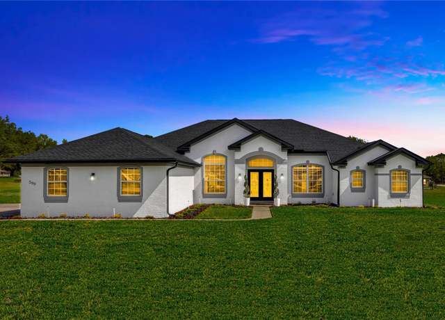 Property at 599 E Charleston Ct, Hernando, FL 34442, 3 beds, 2.5 baths