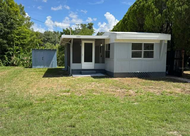 Property at 18579 SE 26th St, Ocklawaha, FL 32179, 2 beds, 1 bath