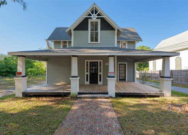 Property at 721 NE 2nd St, Ocala, FL 34470, 5 beds, 4 baths