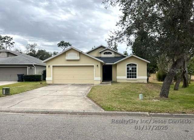 Property at 1005 Tequesta Trl, Lake Wales, FL 33898, 3 beds, 2 baths