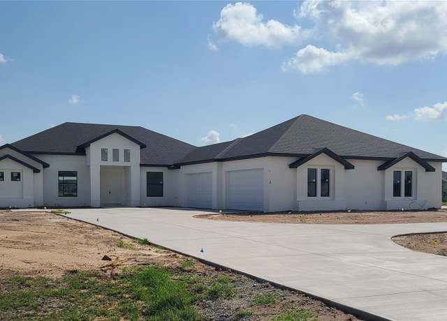 Property at 5325 Lake Toscana Dr, Wimauma, FL 33598, 3 beds, 2.5 baths