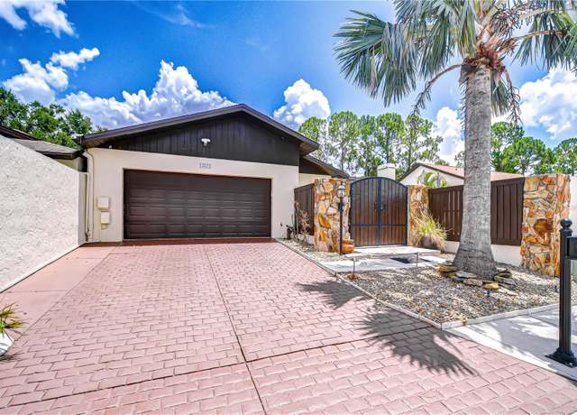 Property at 13522 Avista Dr, Tampa, FL 33624, 3 beds, 2.5 baths