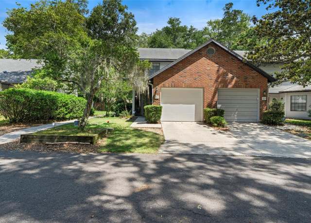 Property at 927 NW 42nd Ter, Gainesville, FL 32605, 2 beds, 2.5 baths