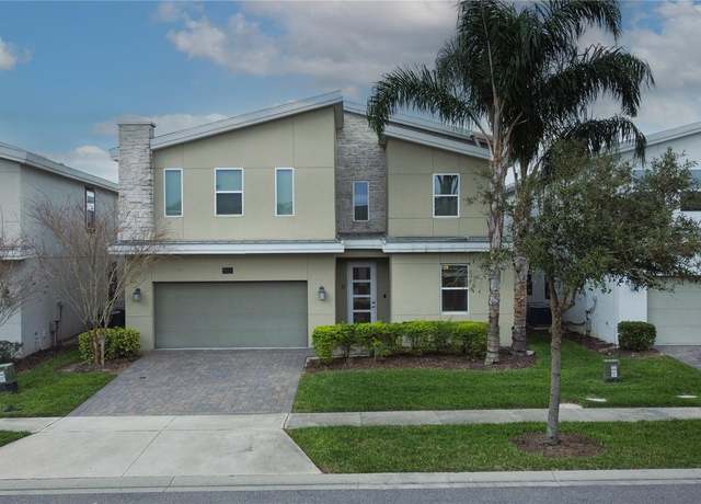 Property at 561 Pebble Beach Dr, Davenport, FL 33896, 8 beds, 5 baths