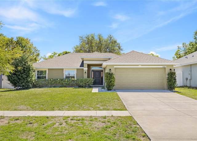 Property at 33845 Emerald Pond Loop, Leesburg, FL 34788, 4 beds, 2 baths