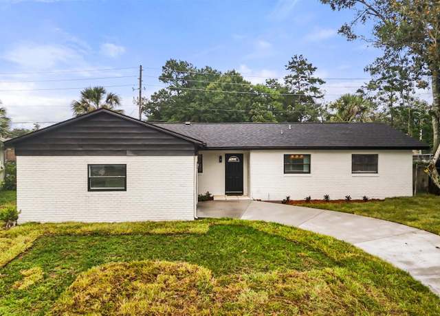 Property at 109 Exeter Ave, Longwood, FL 32750, 4 beds, 2 baths