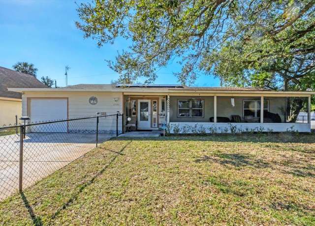 Property at 2202 21st St W, Bradenton, FL 34205, 3 beds, 2 baths